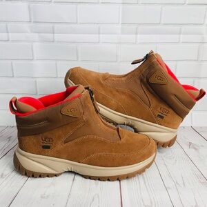 UGG YOSE waterproof short zip boot